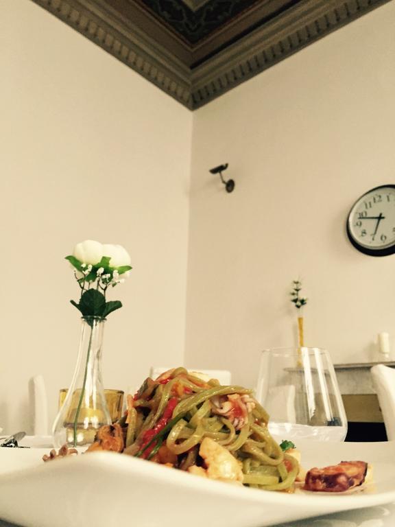 Home Restaurant Hotel Florence Room photo